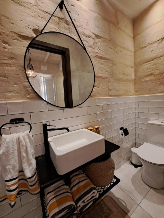 Ta' Wenzu Apartment เบียกุ ภายนอก รูปภาพ